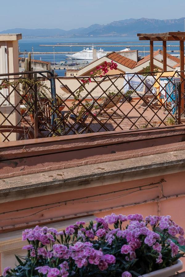 Antonia Suite Cagliari Exterior foto